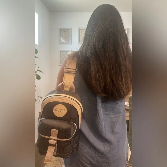 Authentic Gucci Off The Grid GG Nylon Backpack Bag in Grey and Cream - Picture 7 of 7